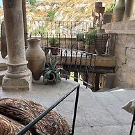 Potamia Cave Suites