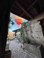 Potamia Cave Suites