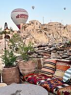 Potamia Cave Suites