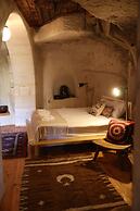 Potamia Cave Suites