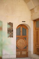 Potamia Cave Suites