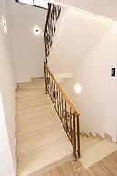 Emar Hotel
