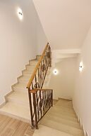 Emar Hotel