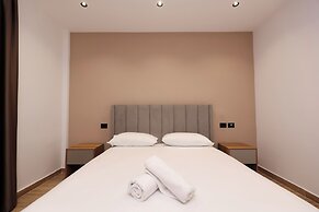 Emar Hotel