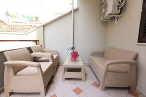 Emar Hotel