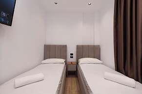 Emar Hotel