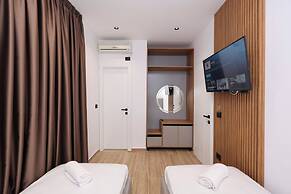 Emar Hotel