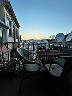 CEMBERLİ HOUSE