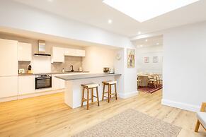 Host Stay Hallgarth Street
