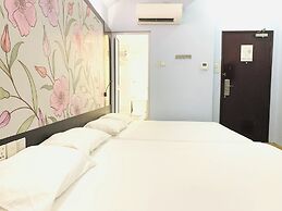 Hi Hotel Dot