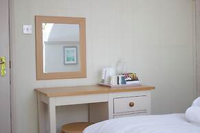 Durdle Door Hotel