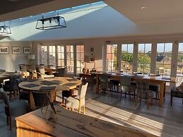 Durdle Door Hotel