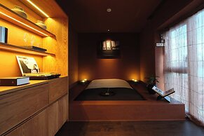AFTER CHAPTER HOTEL