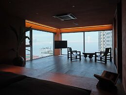 AFTER CHAPTER HOTEL
