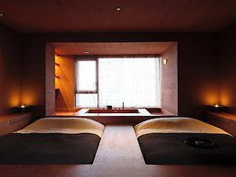 AFTER CHAPTER HOTEL