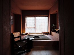 AFTER CHAPTER HOTEL