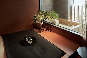 AFTER CHAPTER HOTEL