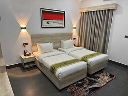 Kokomo Sunset Resort