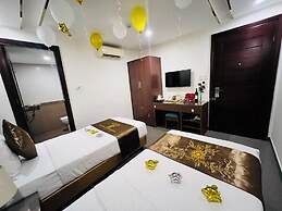 239 Hotel