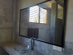 Mealanies House