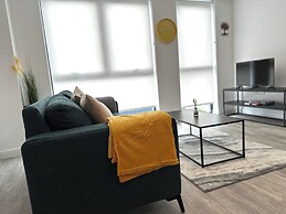Sleeps 4 Central Ensuite - Cityview & Parking