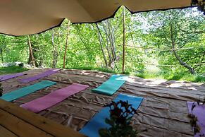 Hapus Hideaway Retreat Site, Sleeps 29