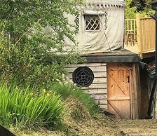 Hapus Hideaway Retreat Site, Sleeps 29