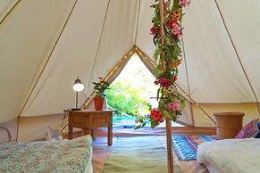 Hapus Hideaway Retreat Site, Sleeps 29