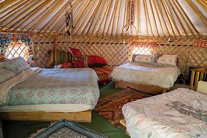 Hapus Hideaway Retreat Site, Sleeps 29