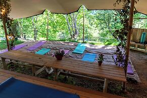Hapus Hideaway Retreat Site, Sleeps 29