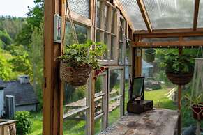 Hapus Hideaway Retreat Site, Sleeps 29