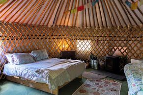 Hapus Hideaway Retreat Site, Sleeps 29