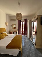 TC HOTEL