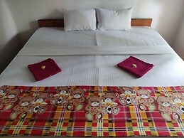 Catch the Ella Train Hostel
