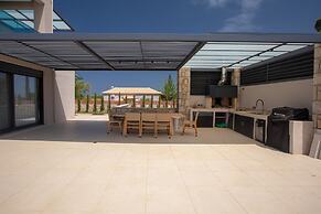 Aquamarina Villas