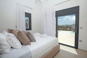 Aquamarina Villas