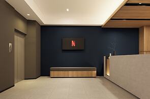 FIERIS IZZY HOTEL
