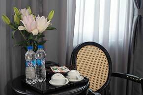 Madelise Central Grand Hotel