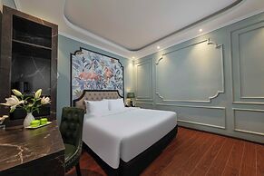 Madelise Central Grand Hotel