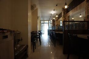 White Pearl - Jabalpur