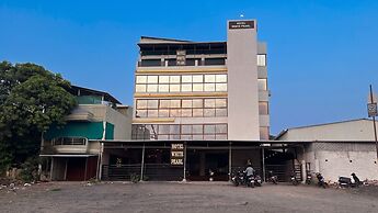 White Pearl - Jabalpur