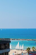 Bright and Charming 1BR Apt Near Shore
