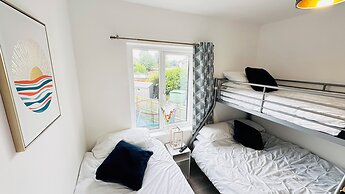 Pengam House