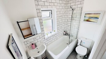 Pengam House