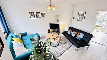 Pengam House