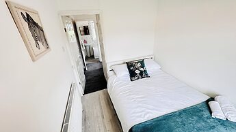 Pengam House