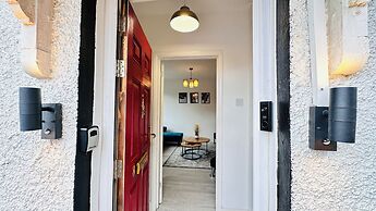 Pengam House