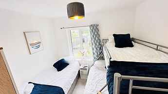 Pengam House