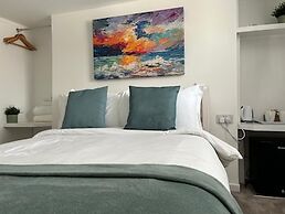 Upper Rock Brighton Guest House