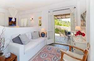 Bay View Bougainvillea Lower